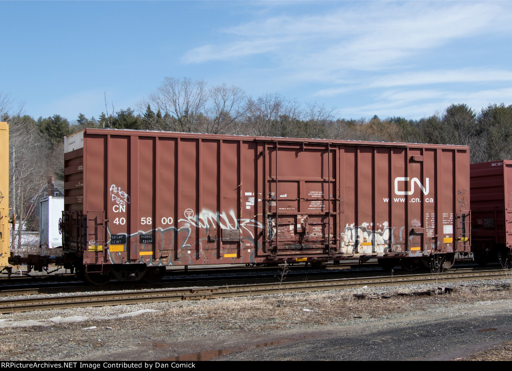 CN 405800